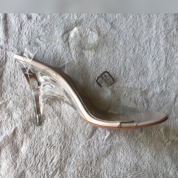 Perspex clear heels - Picture 1 of 5